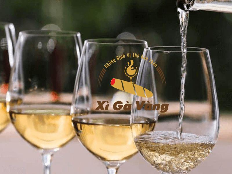 Các tác dụng của rượu vang mà bạn không nên bỏ qua